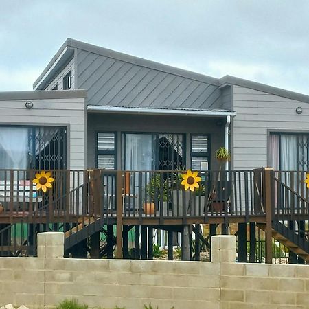 Bedrock Accommodation Gansbaai Exterior photo