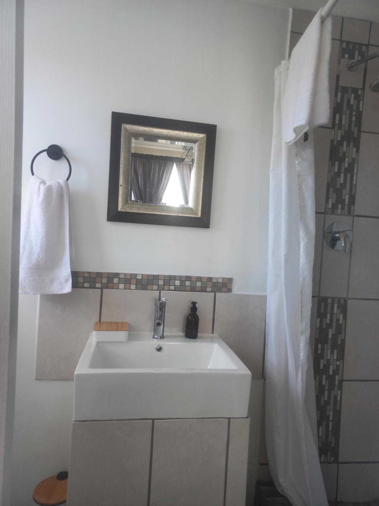 Bedrock Accommodation Gansbaai Exterior photo